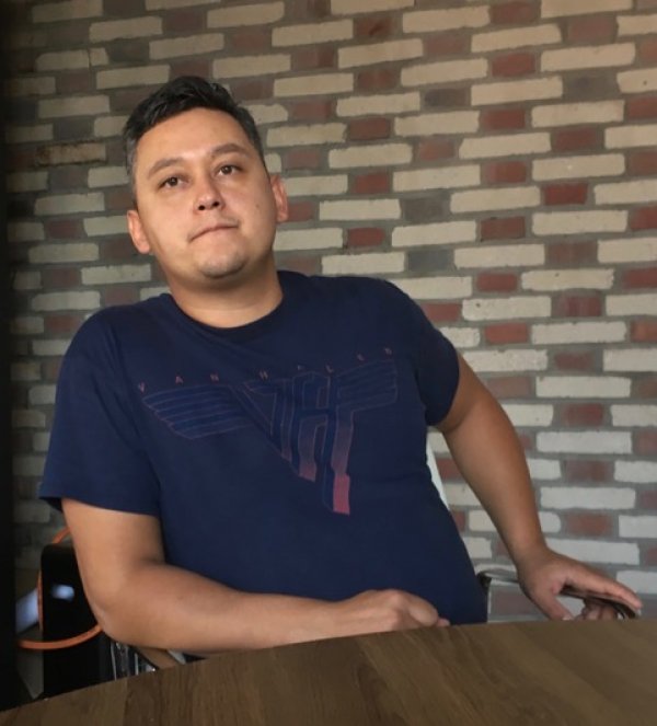 René: “Ik ontdekte dat veel dingen waarvan ik denk dat ik ze zelf bedacht heb, gekopieerd zijn van anderen, door de opvoeding en door school.”