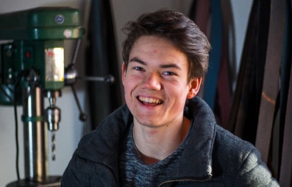 Job: "Via YouTube kun je alles leren, daar heb je geen school voor nodig."